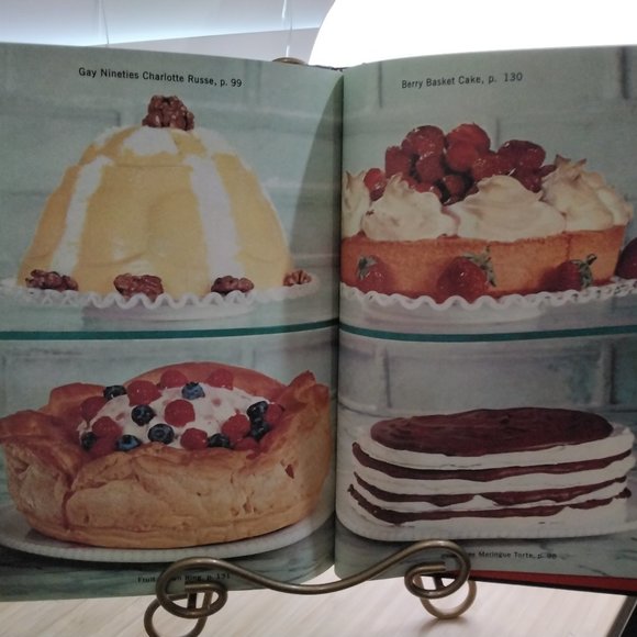 Entertaining With Betty - 2017 Remake of 1959 Classic Cookbook - Picture 4 of 8